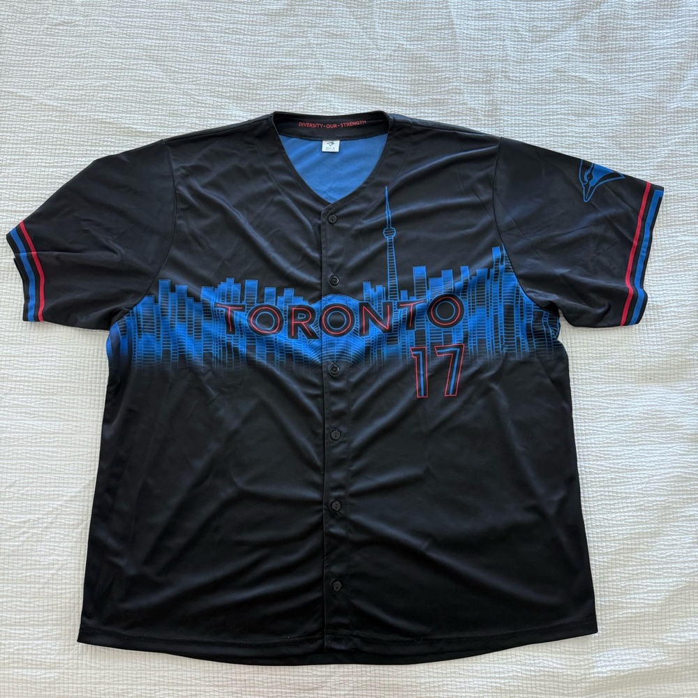 Toronto Blue Jays Jose Berrios City Connect Replica Jersey - 2025 giveaway